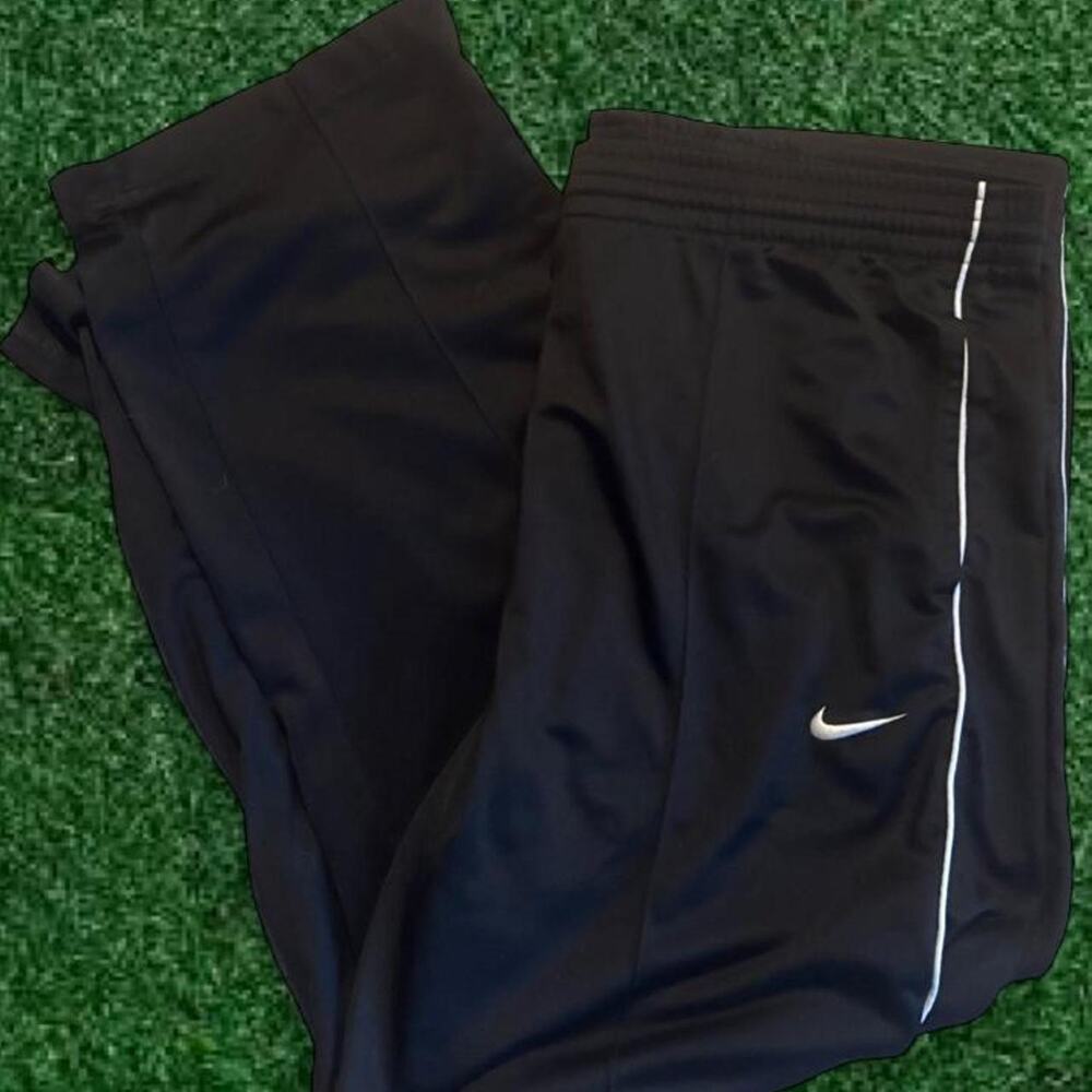 Vintage 2000s vintage nike athletic